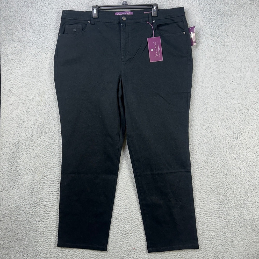 Gloria Vanderbilt Classic Black Skinny Jeans